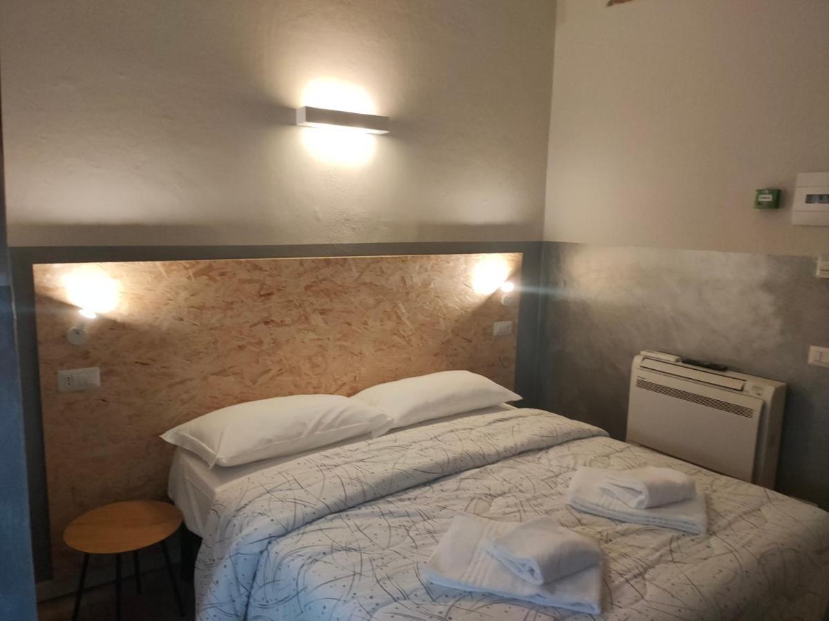 Apartment Stazione Bergamo Exterior foto